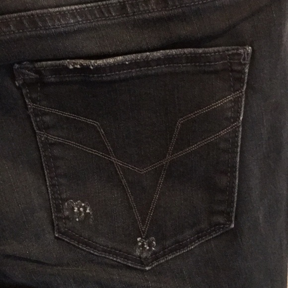 Vigoss Flare Leg Distressed Jeans Size 31” W x 33L ( 11/12 ) NWT - Picture 5 of 15